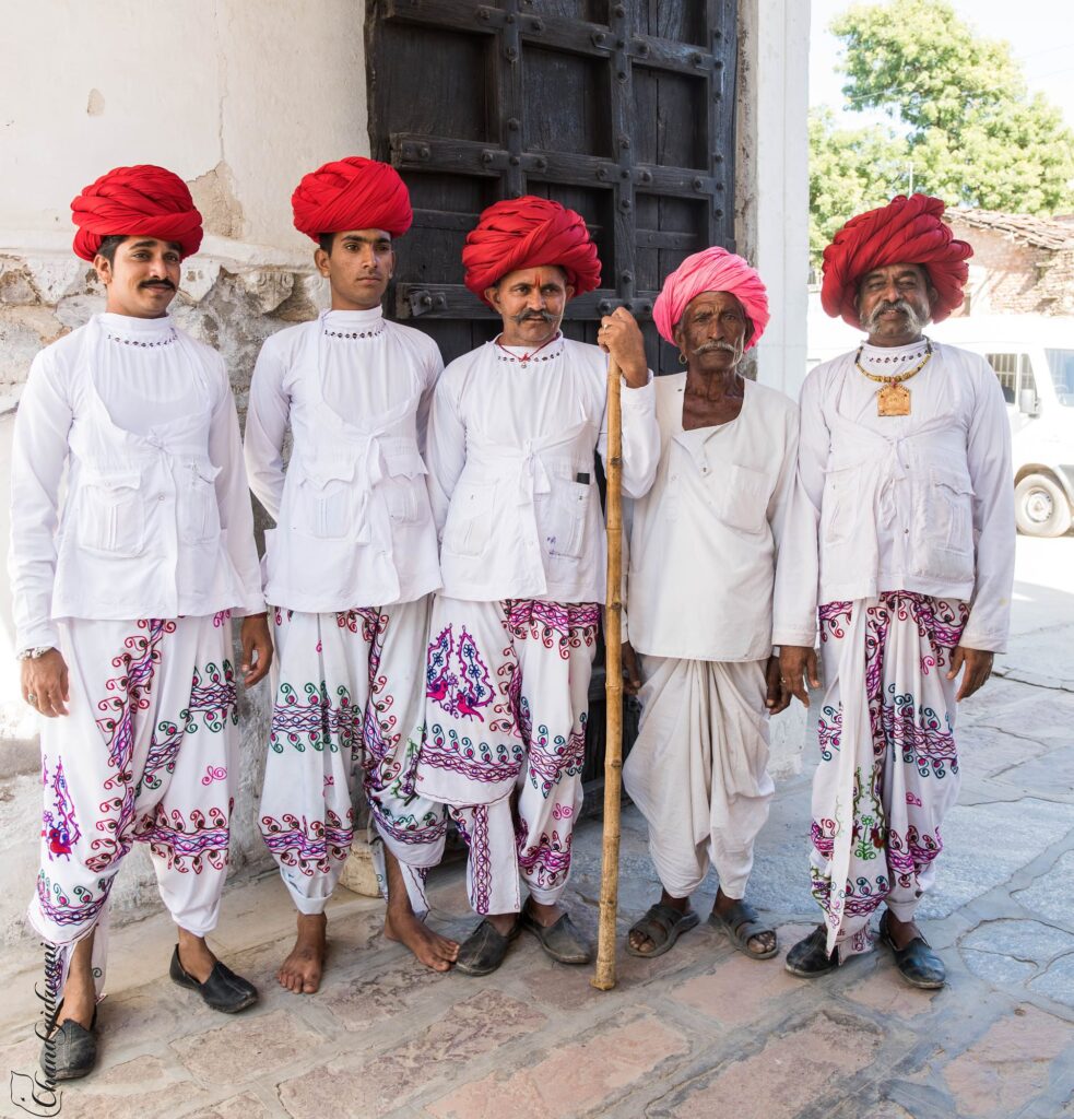 traditional dresses of gujarat